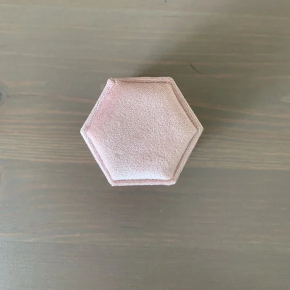 Velvet Ring Box - Picture 3 of 5